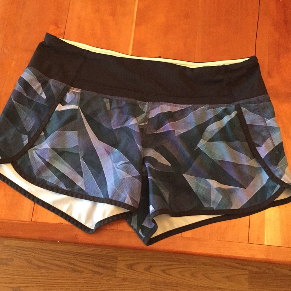 Lululemon run time shorts